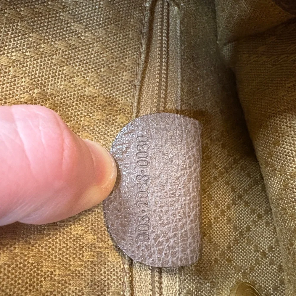 Vintage Authentic Gucci Suede Drawstring Backpack –‎ Brown